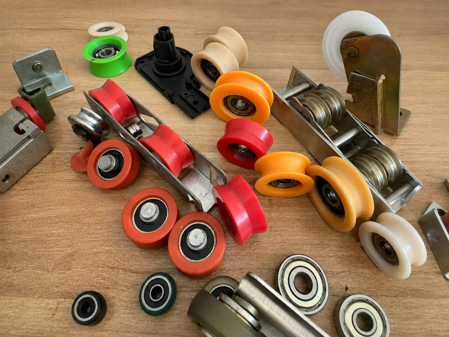 sliding gate wheel materials